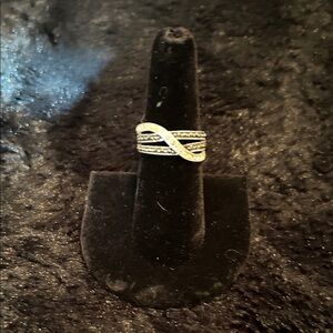 Silver and black Ring size 7.5